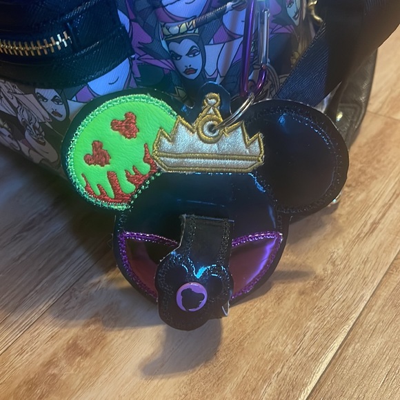 Disney Loungefly AOP Villians Mini Backpack - Picture 5 of 5